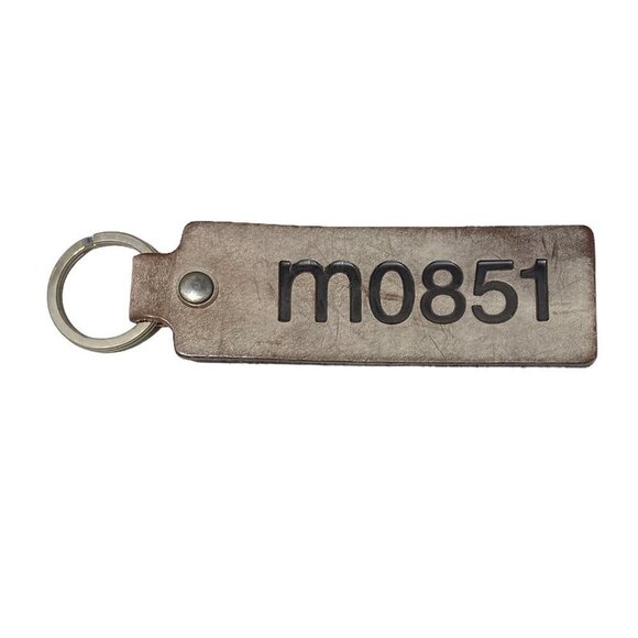 M0851 Leather Key Ring - Picture 1 of 2